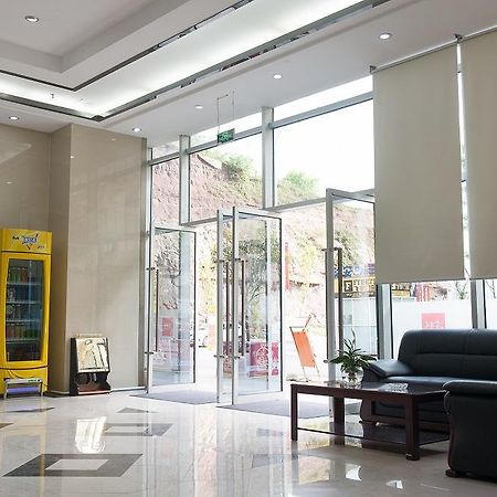 サンク イン プラス ホテル スーチュアン ネイジアン レッド スター マカリン Neijiang エクステリア 写真